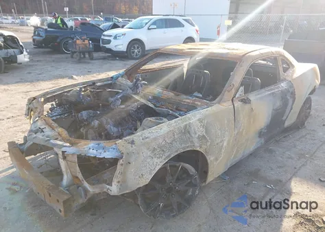 2013 Chevrolet Camaro 2Ls z USA, uszkodzony, nr VIN 2G1FA1E39D9106743